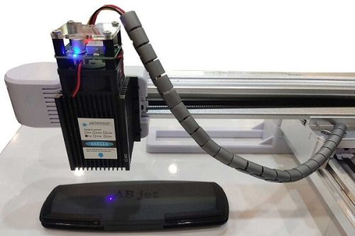 دستگاه تاریخ زن صنعتی